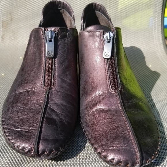 Donald Pliner Brown Metallic Driving Moccasins 9N - Picture 4 of 8